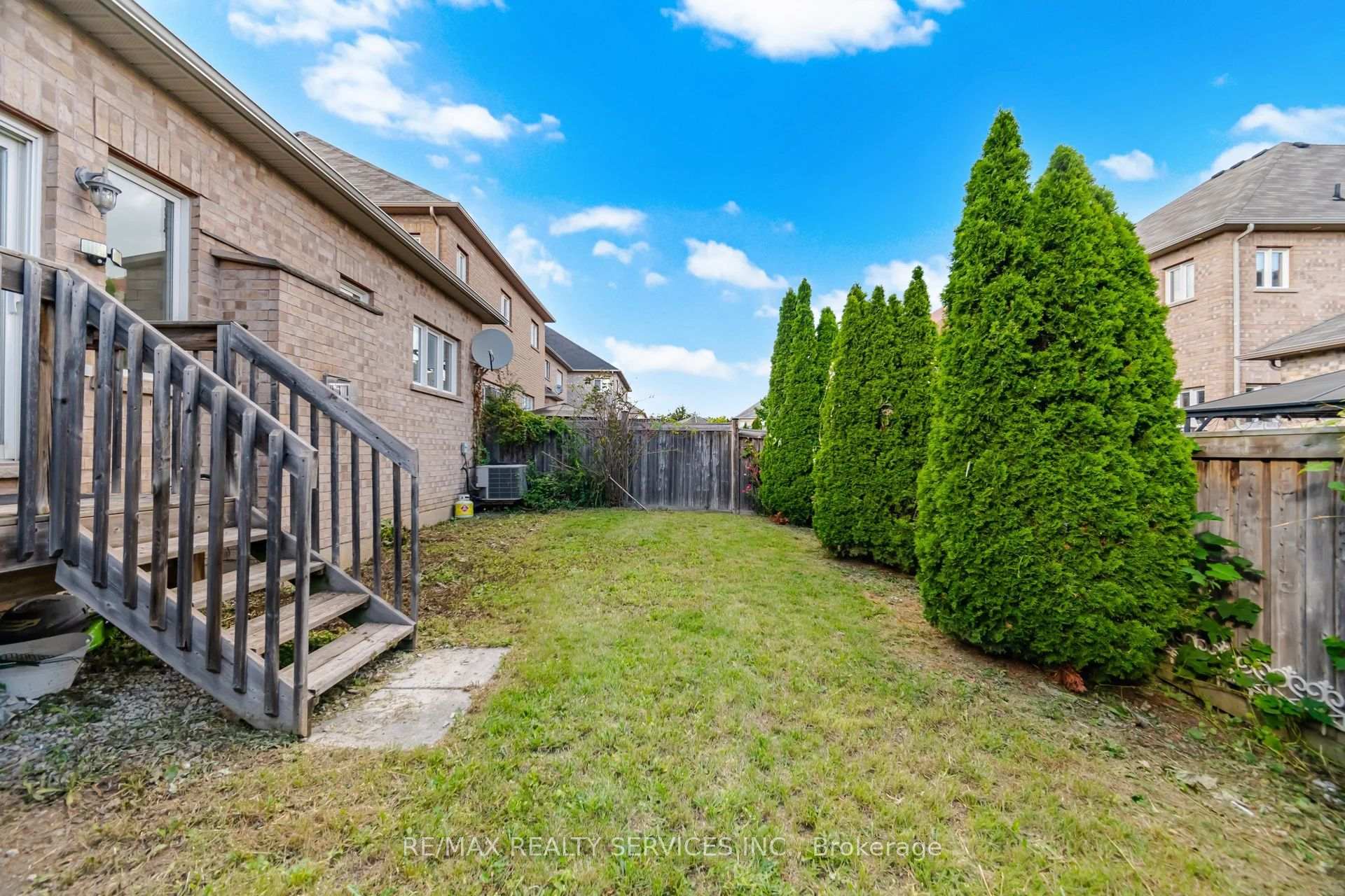 Photo 23 of 40 Balin Crescent, Brampton, Credit Valley — HOMEH