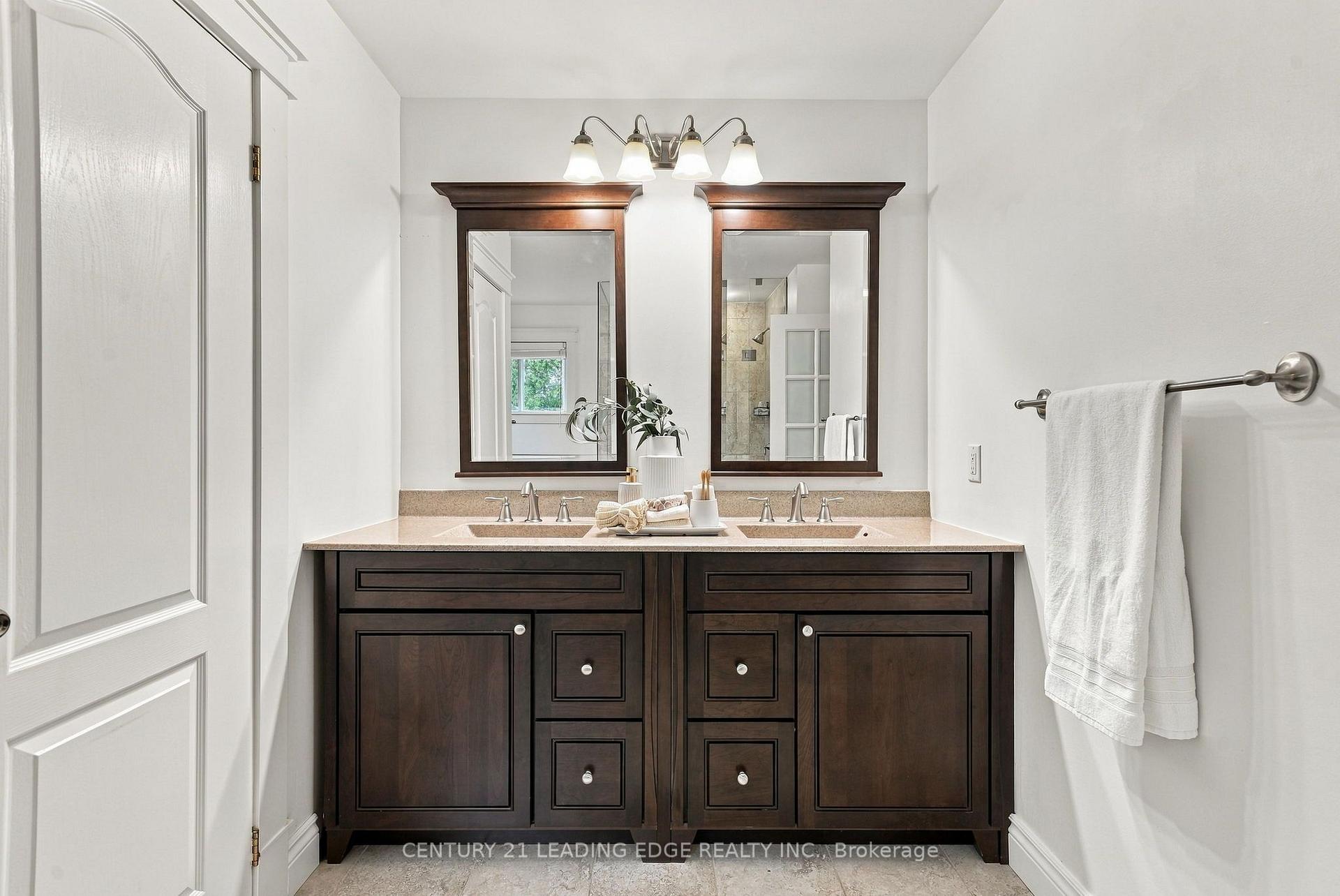 Photo 32 of 1629 Valley Ridge Crescent, Pickering, Highbush — HOMEH