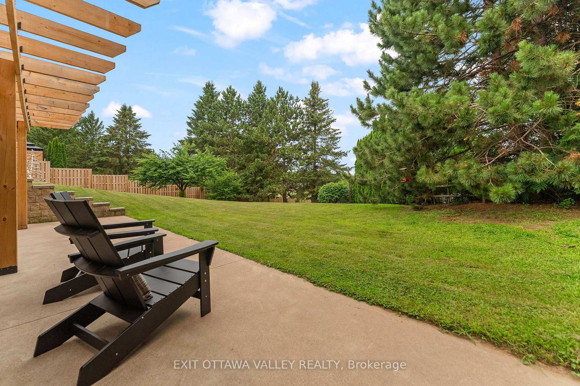 Photo 41 of 62 Meadowview Drive, Whitewater Region, Beachburg — HOMEH
