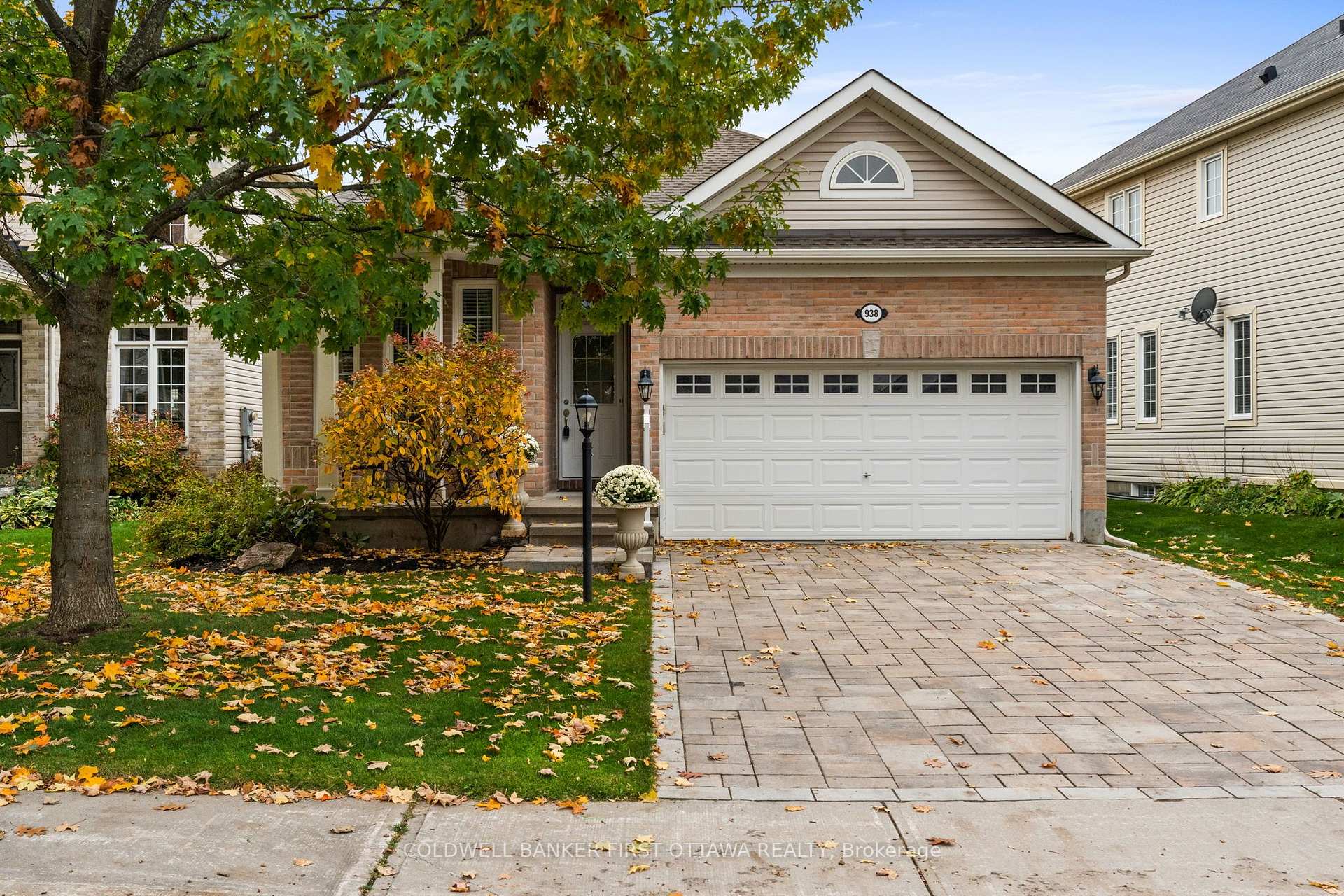 Photo 1 of 938 Rossburn Crescent, Ottawa, Barrhaven - Stonebridge — HOMEH