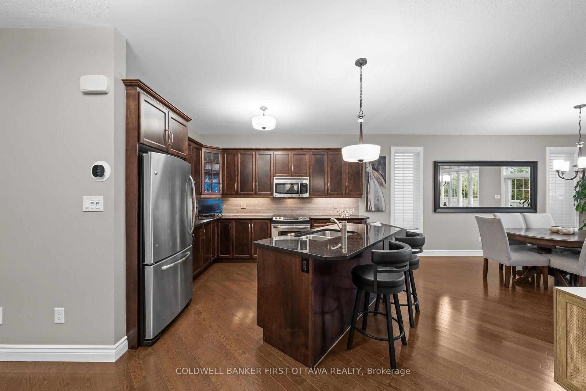 Photo 6 of 938 Rossburn Crescent, Ottawa, Barrhaven - Stonebridge — HOMEH