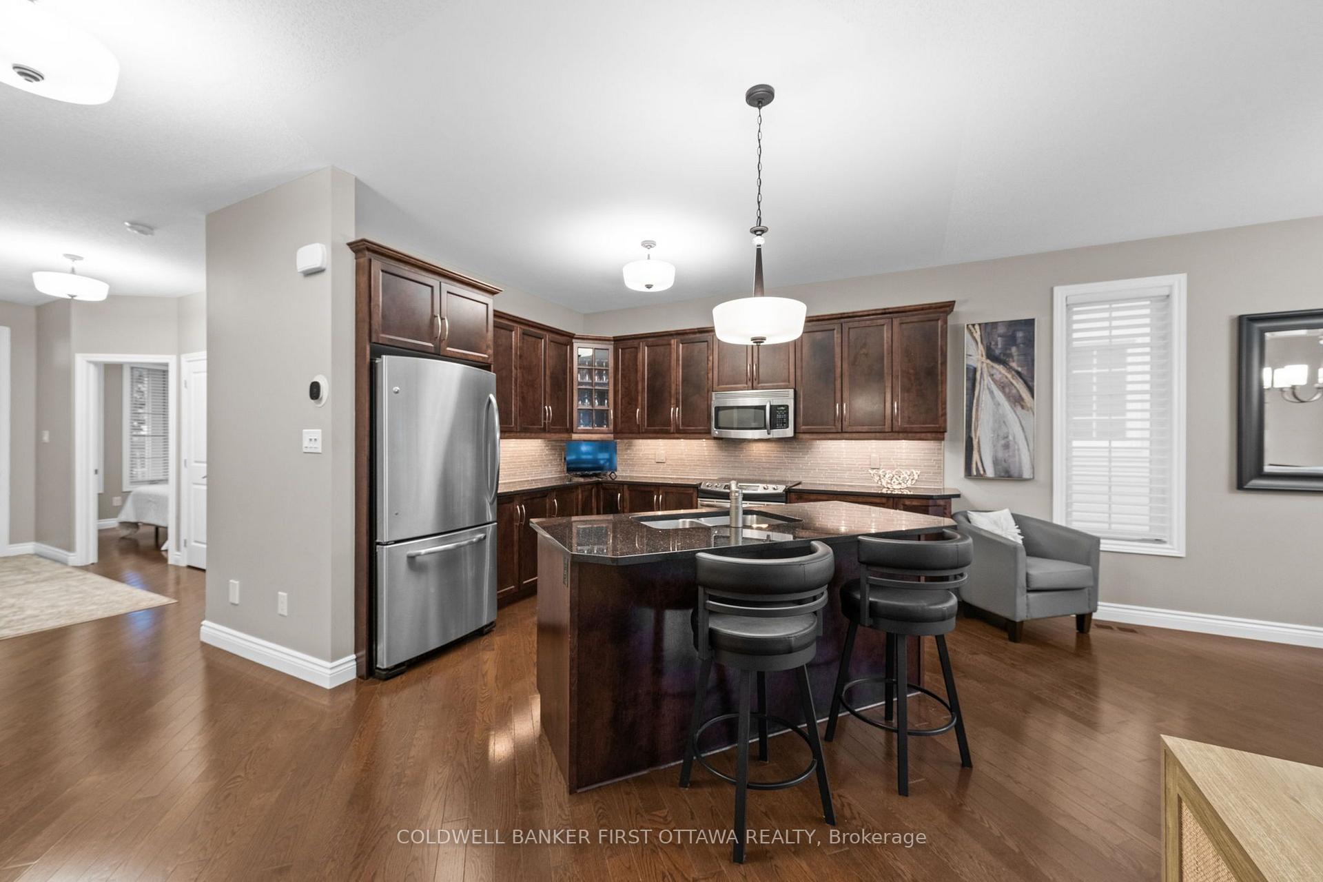 Photo 7 of 938 Rossburn Crescent, Ottawa, Barrhaven - Stonebridge — HOMEH