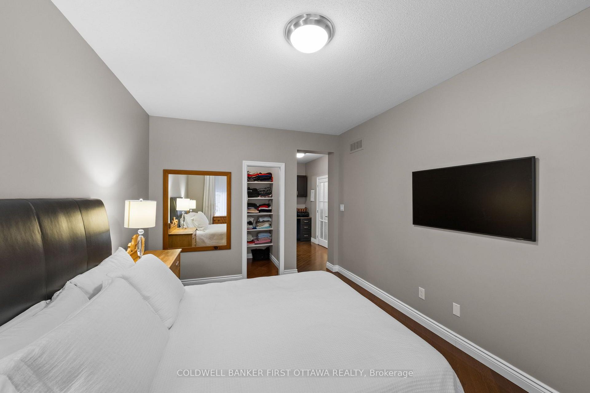 Photo 17 of 938 Rossburn Crescent, Ottawa, Barrhaven - Stonebridge — HOMEH