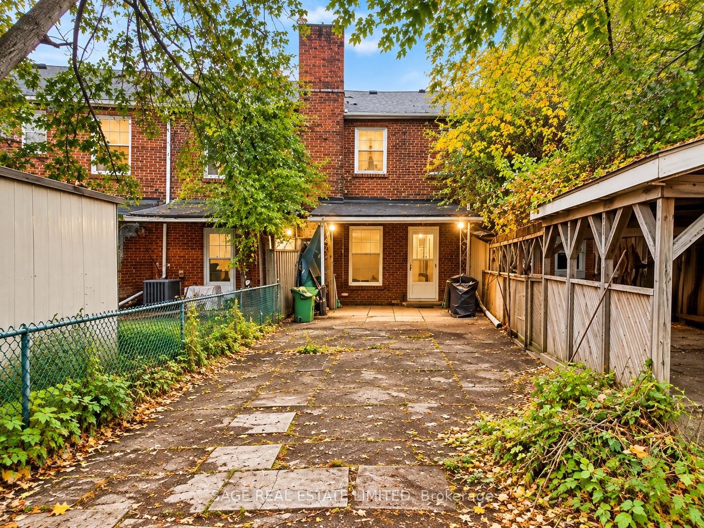 Photo 2 of 12 Khedive Avenue, Toronto, Englemount-Lawrence — HOMEH