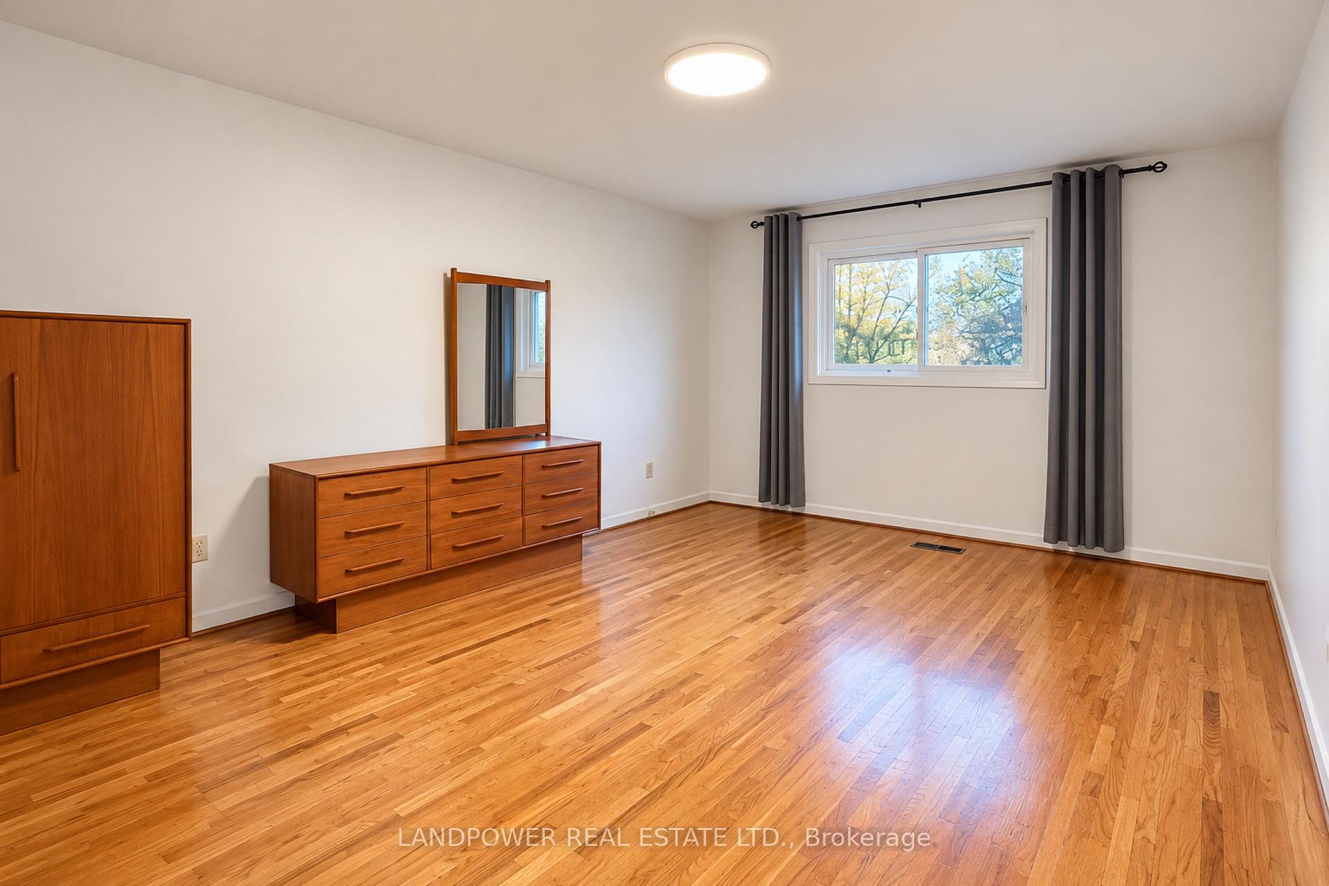Photo 25 of 5 Kellen Street, Scarborough, Tam O'Shanter-Sullivan — HOMEH