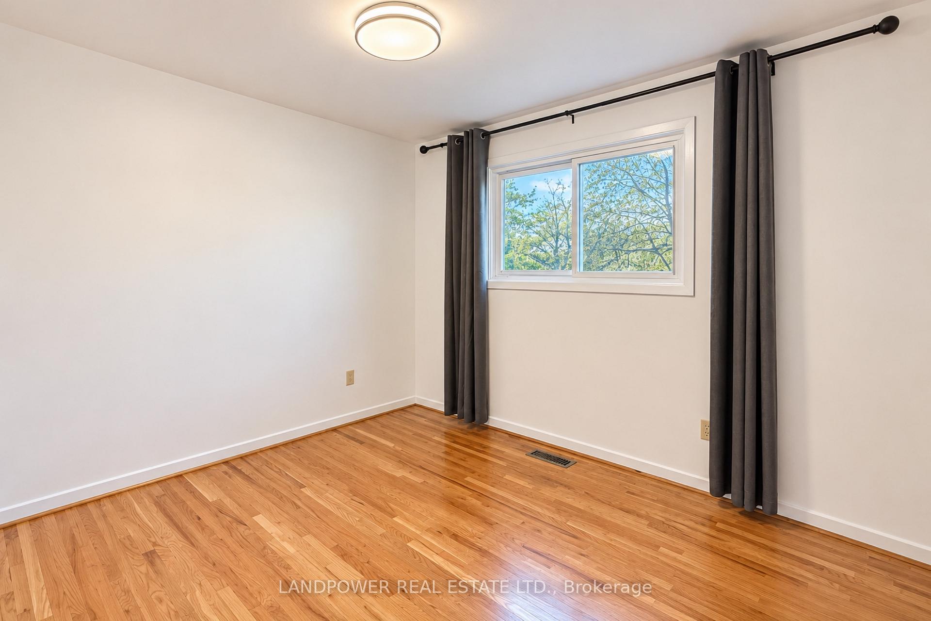 Photo 40 of 5 Kellen Street, Scarborough, Tam O'Shanter-Sullivan — HOMEH