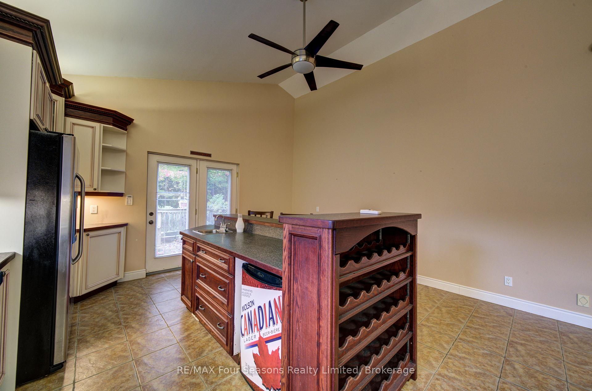Photo 25 of 205 Bryan Drive, Collingwood — HOMEH