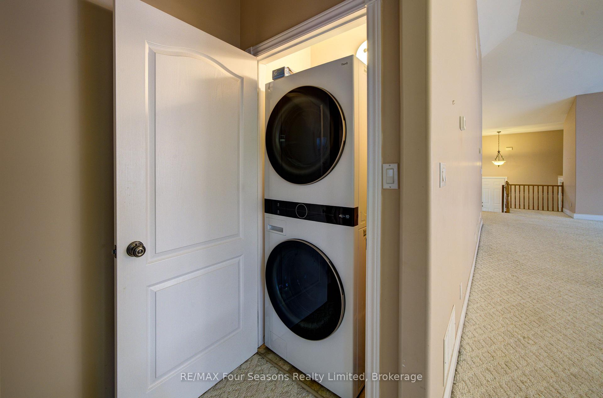 Photo 35 of 205 Bryan Drive, Collingwood — HOMEH