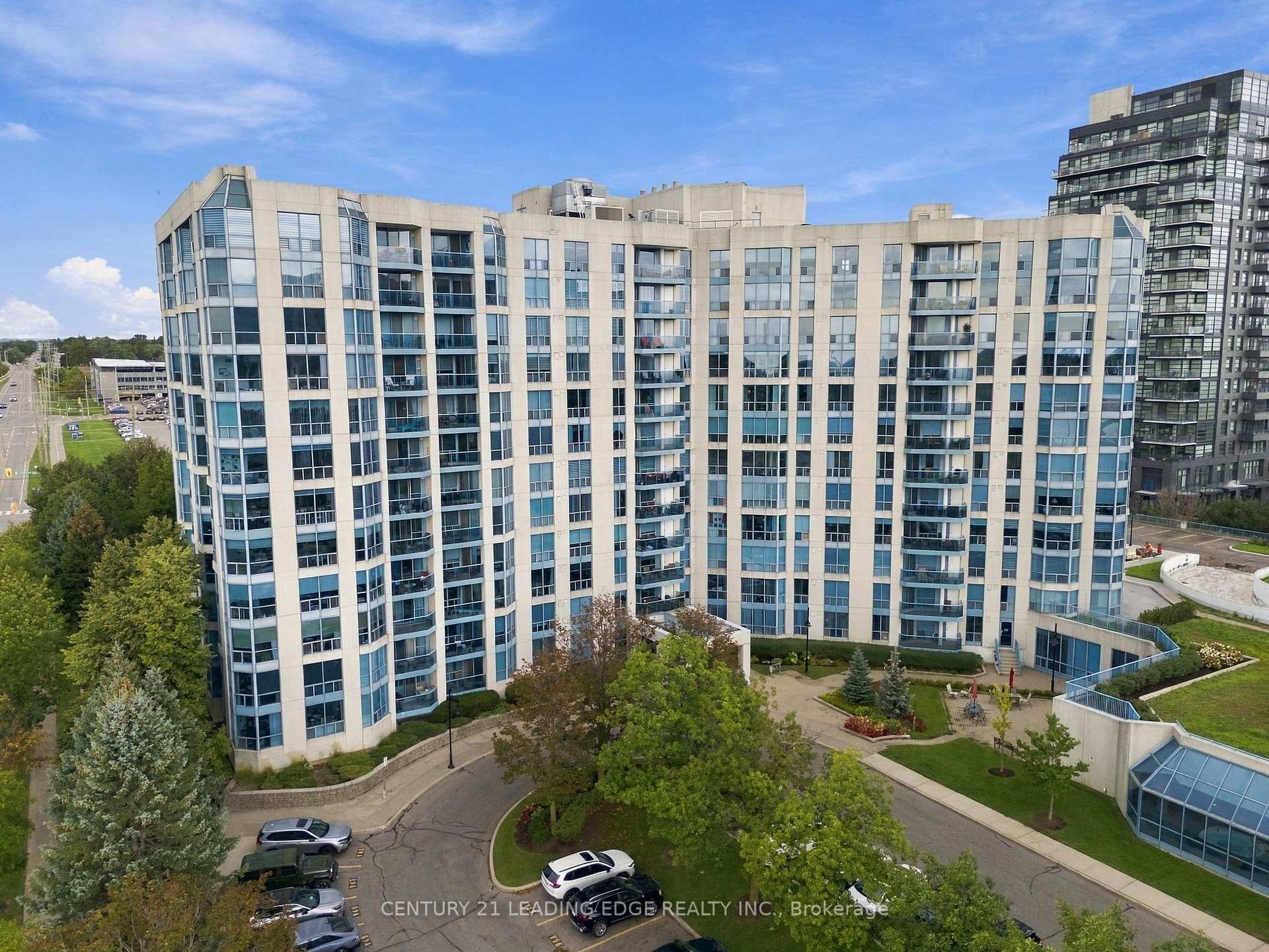 Photo 8 of Unit 611, 360 Watson Street W, Whitby, Port Whitby — HOMEH