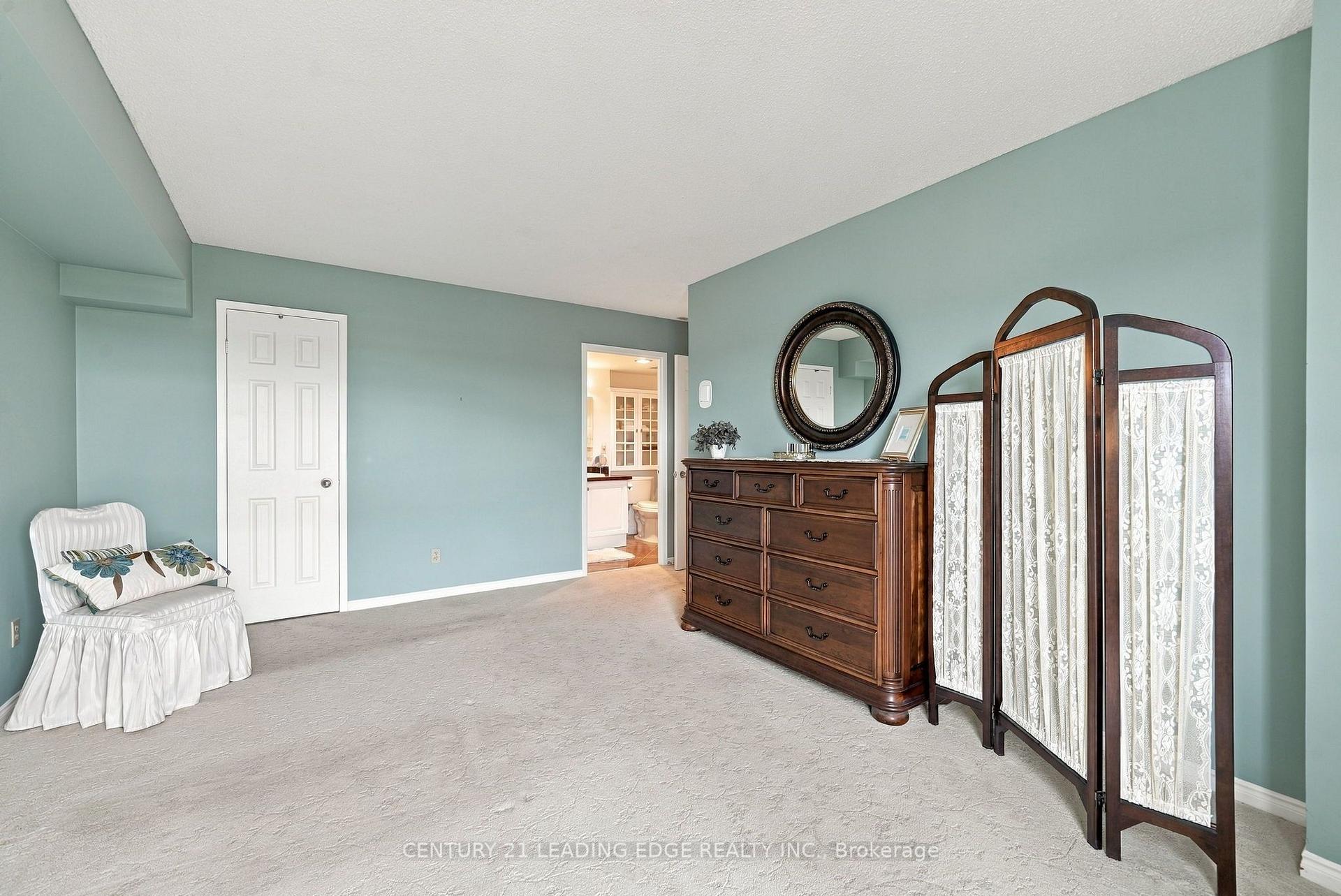 Photo 32 of Unit 611, 360 Watson Street W, Whitby, Port Whitby — HOMEH