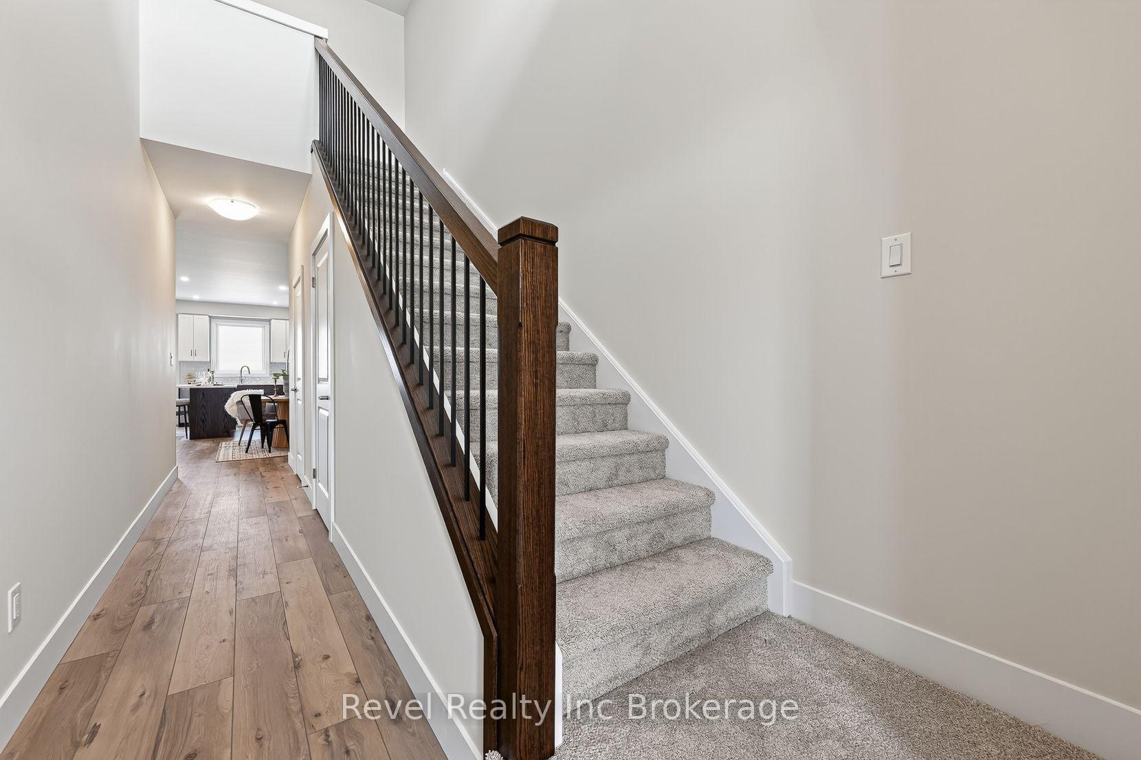 Photo 19 of 325 Kading Crescent, Woodstock, Woodstock - South — HOMEH