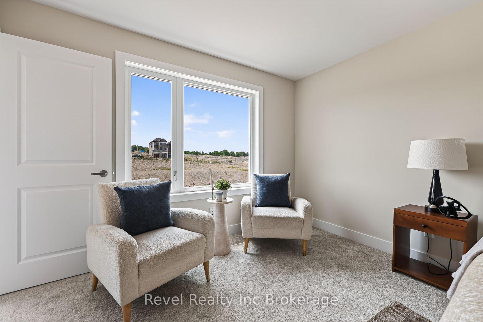 Photo 21 of 325 Kading Crescent, Woodstock, Woodstock - South — HOMEH