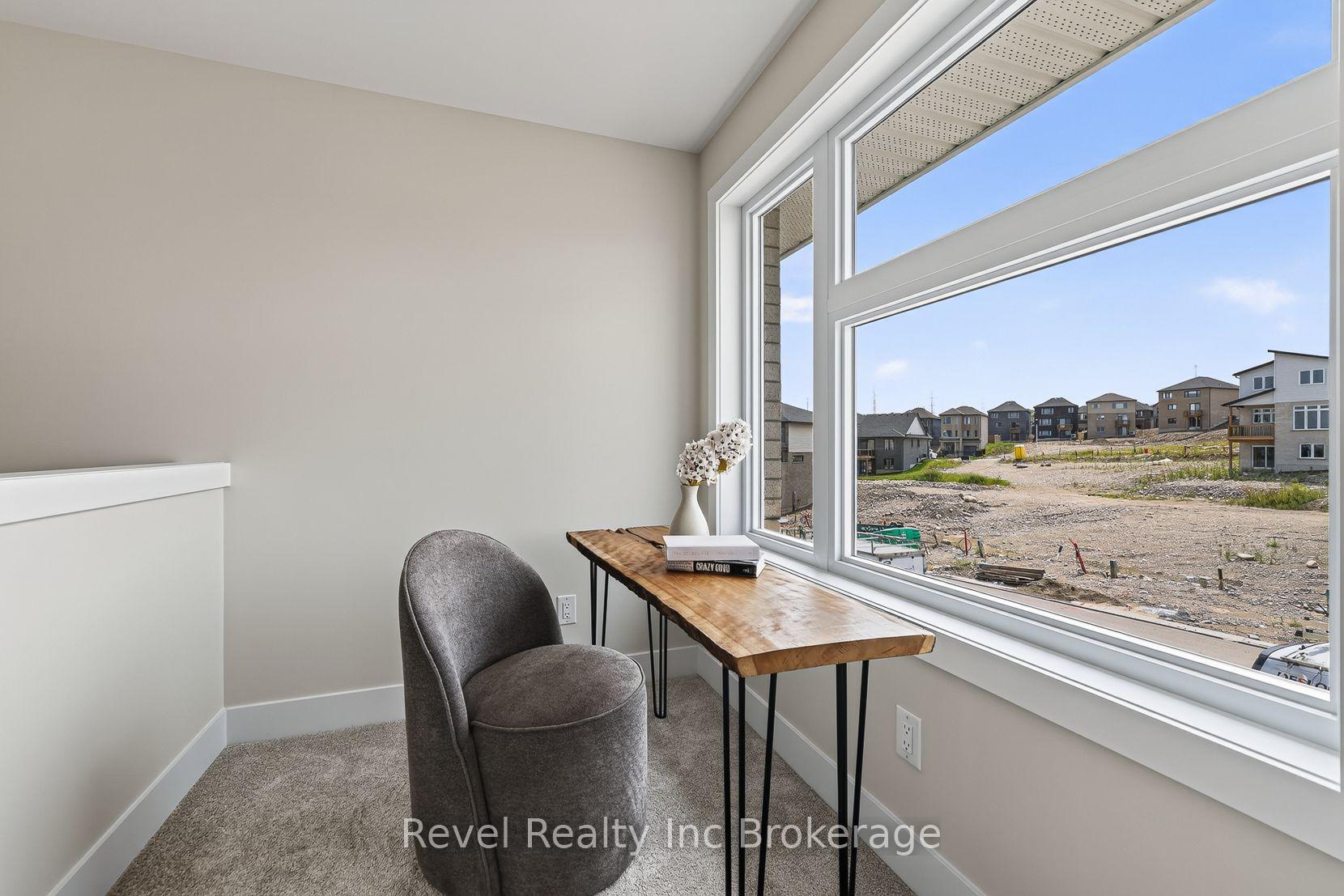 Photo 26 of 325 Kading Crescent, Woodstock, Woodstock - South — HOMEH