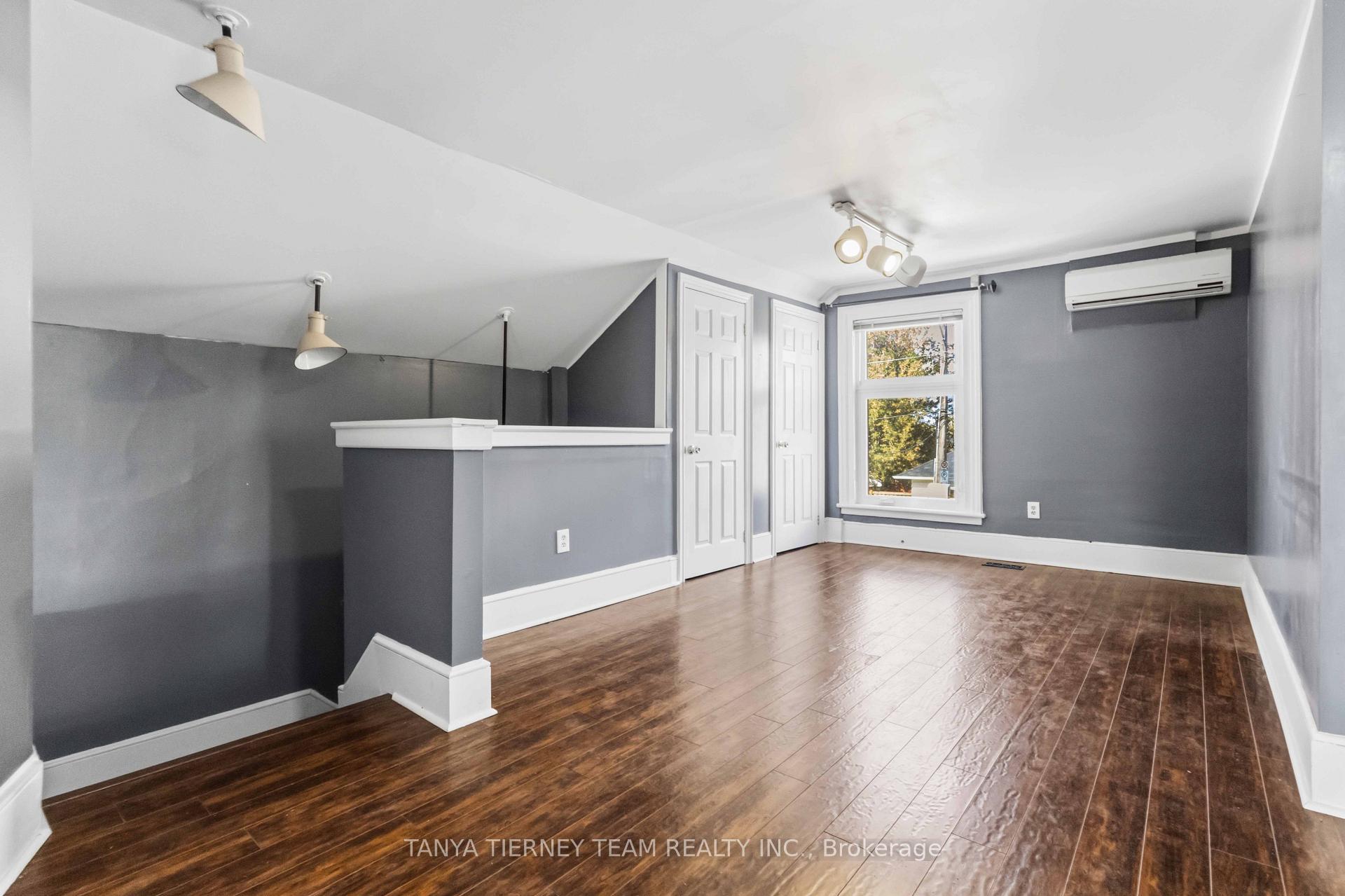 Photo 9 of Unit Upper, 168 Centre Street S, Oshawa, Central — HOMEH