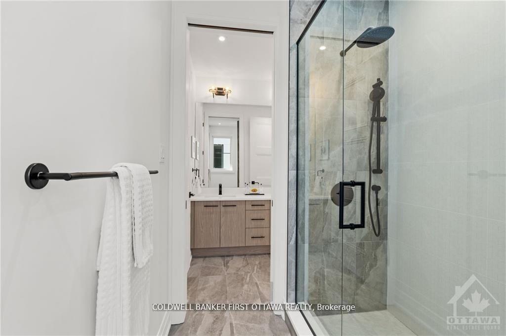 Photo 13 of 302 Parnell Avenue, Ottawa, Westboro/Hampton Park — HOMEH