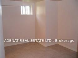 Photo 5 of Unit Bsmt, 146 Fairholme Avenue, Toronto, Englemount-Lawrence — HOMEH