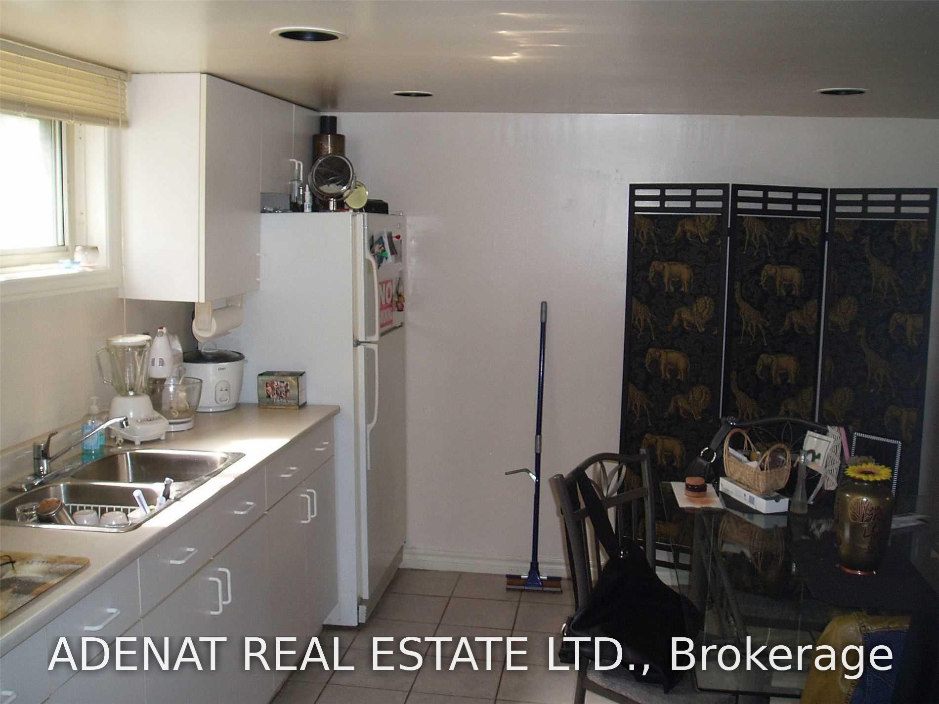 Photo 7 of Unit Bsmt, 146 Fairholme Avenue, Toronto, Englemount-Lawrence — HOMEH