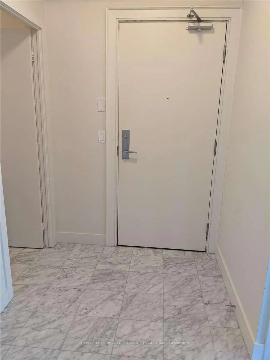 Photo 4 of Unit 1808, 438 King Street W, Toronto, Waterfront Communities — HOMEH