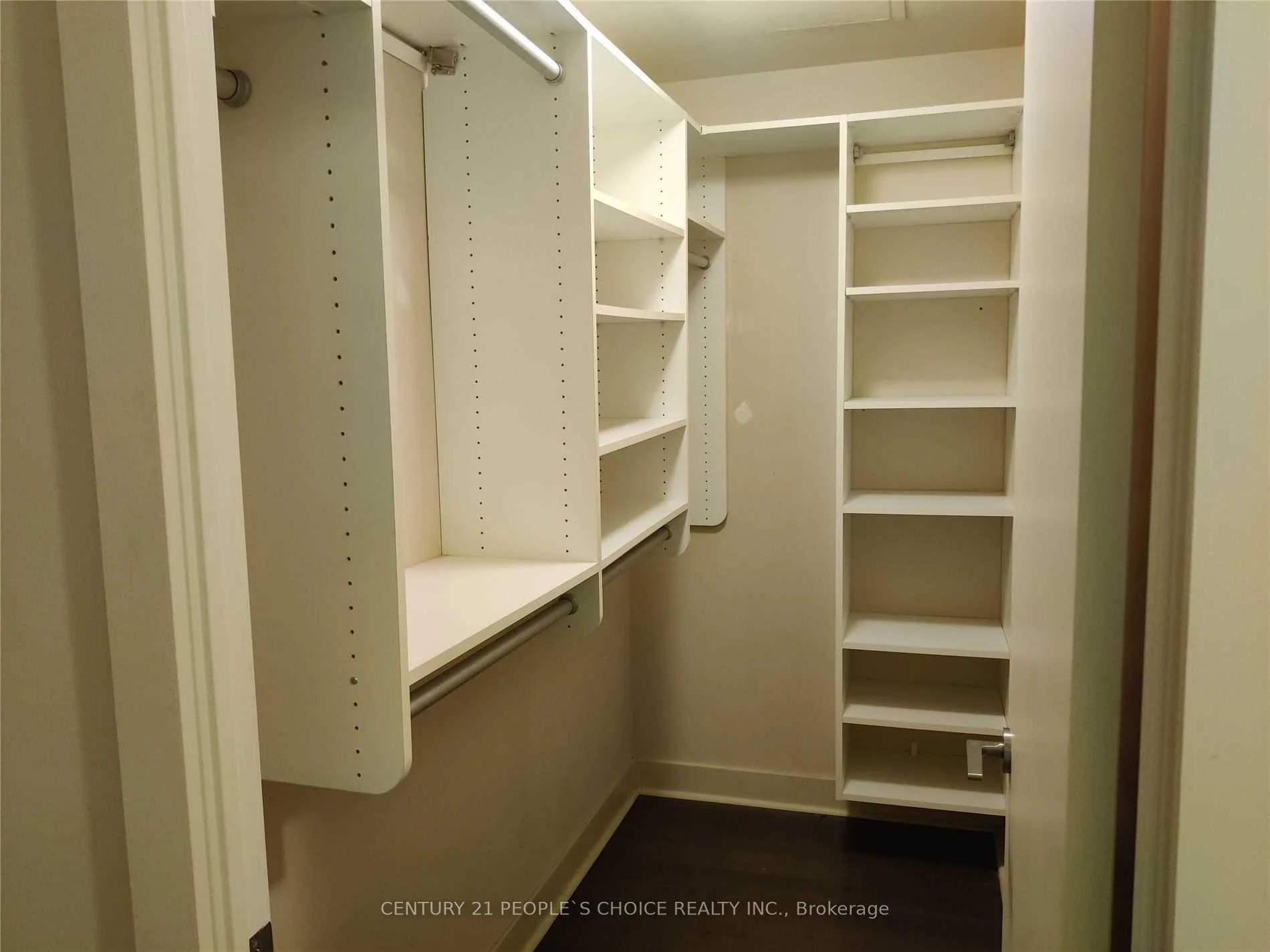 Photo 13 of Unit 1808, 438 King Street W, Toronto, Waterfront Communities — HOMEH