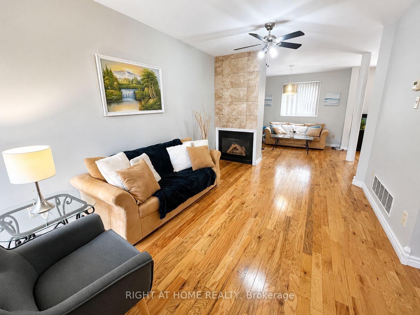 Photo 5 of 10 Banner Rd, Brampton, Brampton West — HOMEH