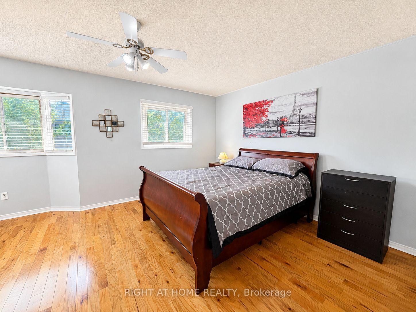 Photo 13 of 10 Banner Rd, Brampton, Brampton West — HOMEH