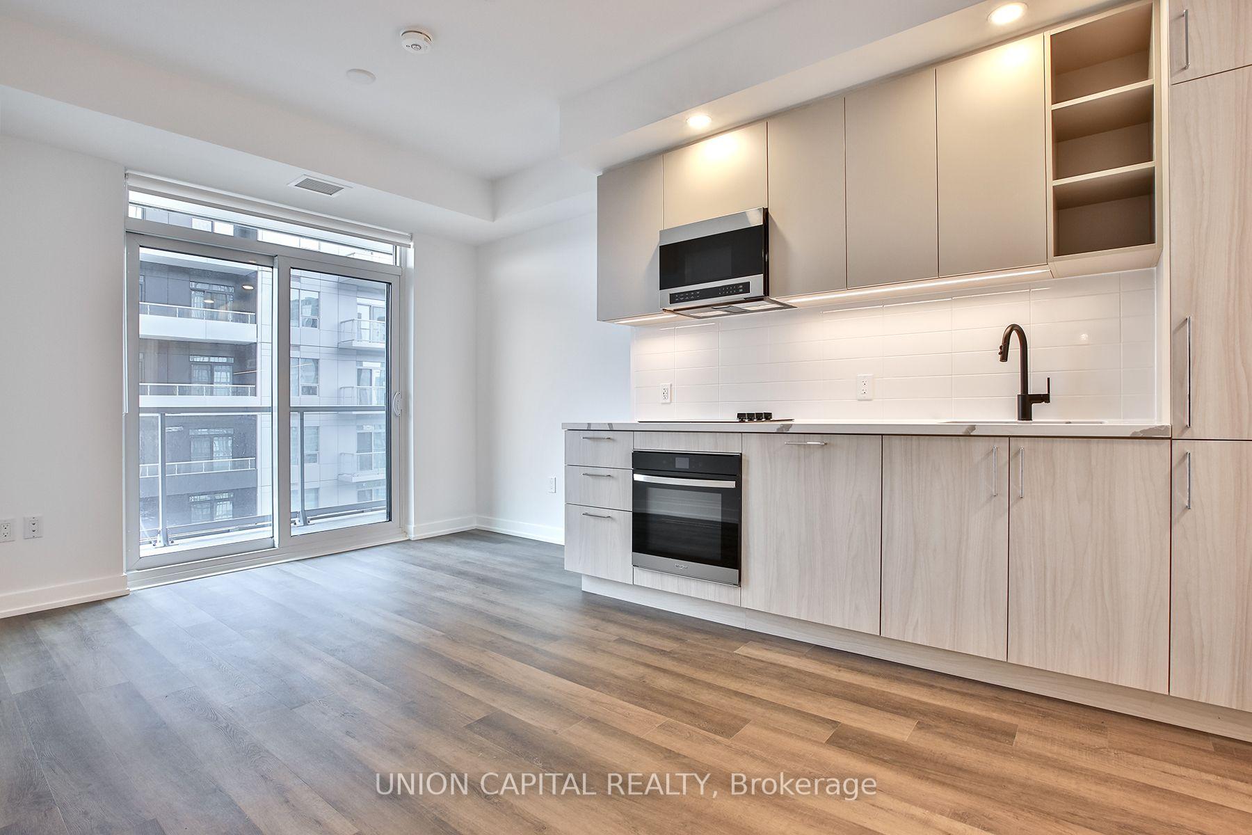 Photo 2 of Unit 2407, 5 Meadowdale Road, Vaughan, Concord — HOMEH