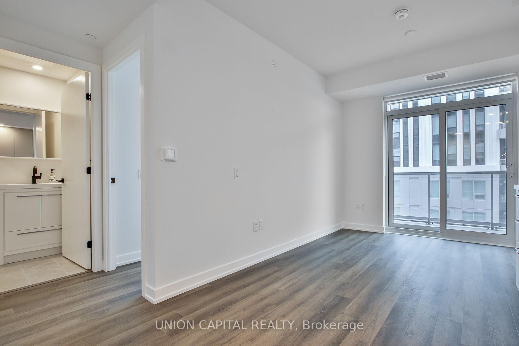 Photo 9 of Unit 2407, 5 Meadowdale Road, Vaughan, Concord — HOMEH