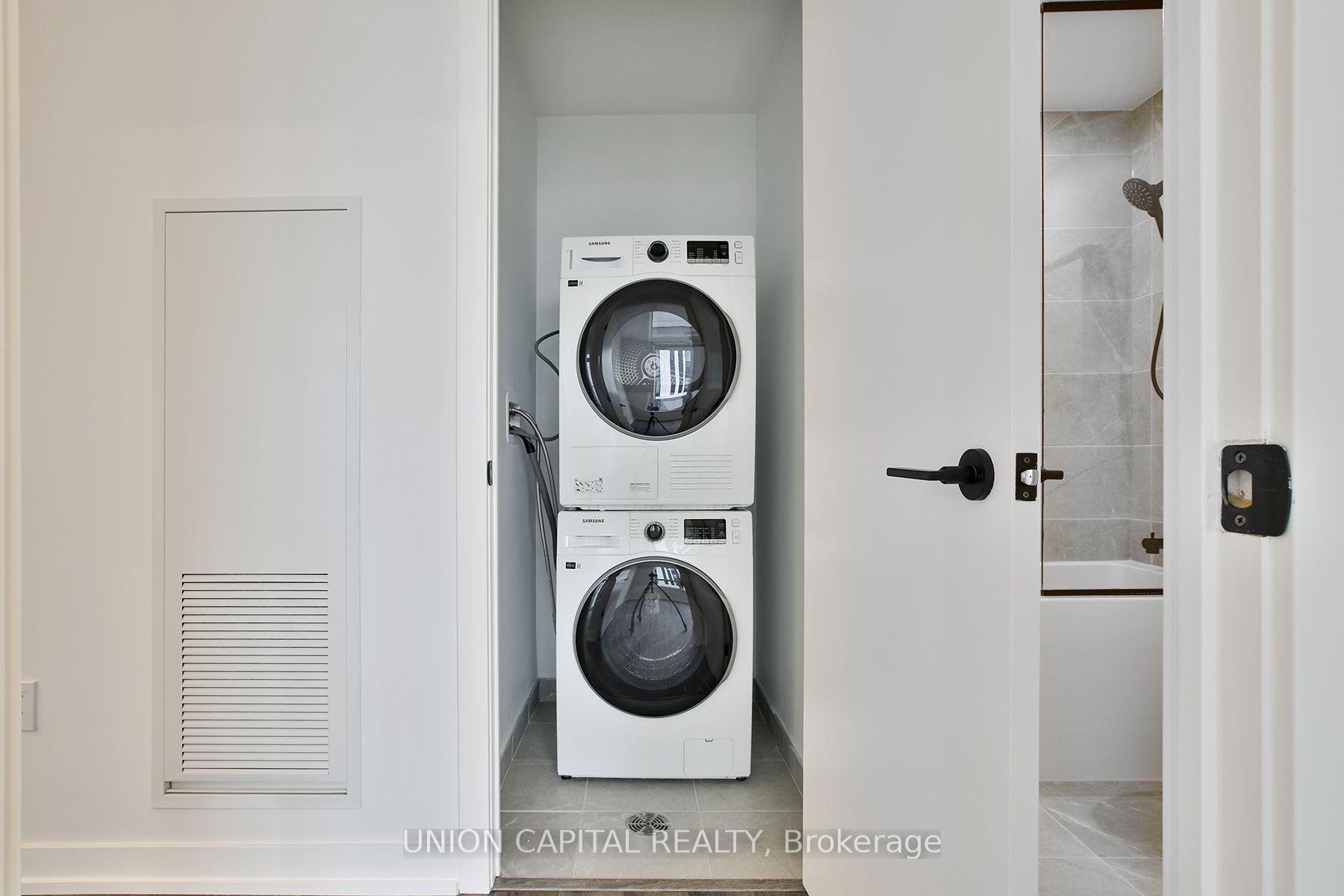 Photo 10 of Unit 2407, 5 Meadowdale Road, Vaughan, Concord — HOMEH