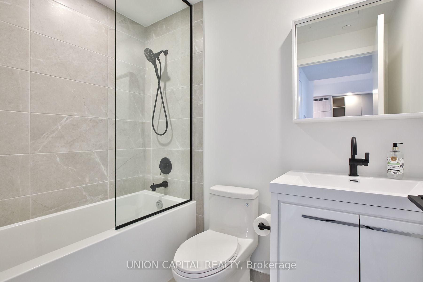 Photo 15 of Unit 2407, 5 Meadowdale Road, Vaughan, Concord — HOMEH