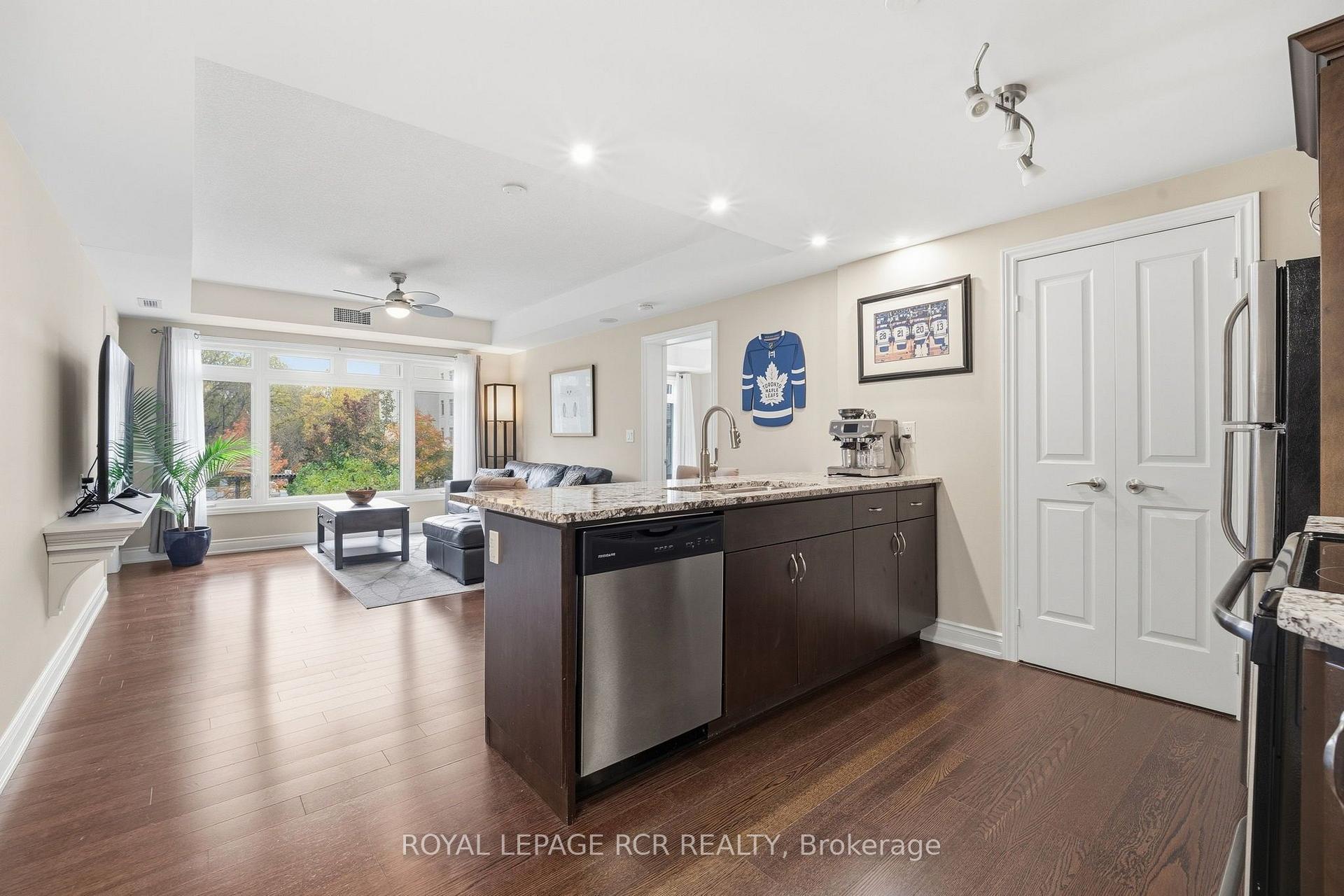 Photo 5 of Unit 214, 149 Church Street, King, Schomberg — HOMEH
