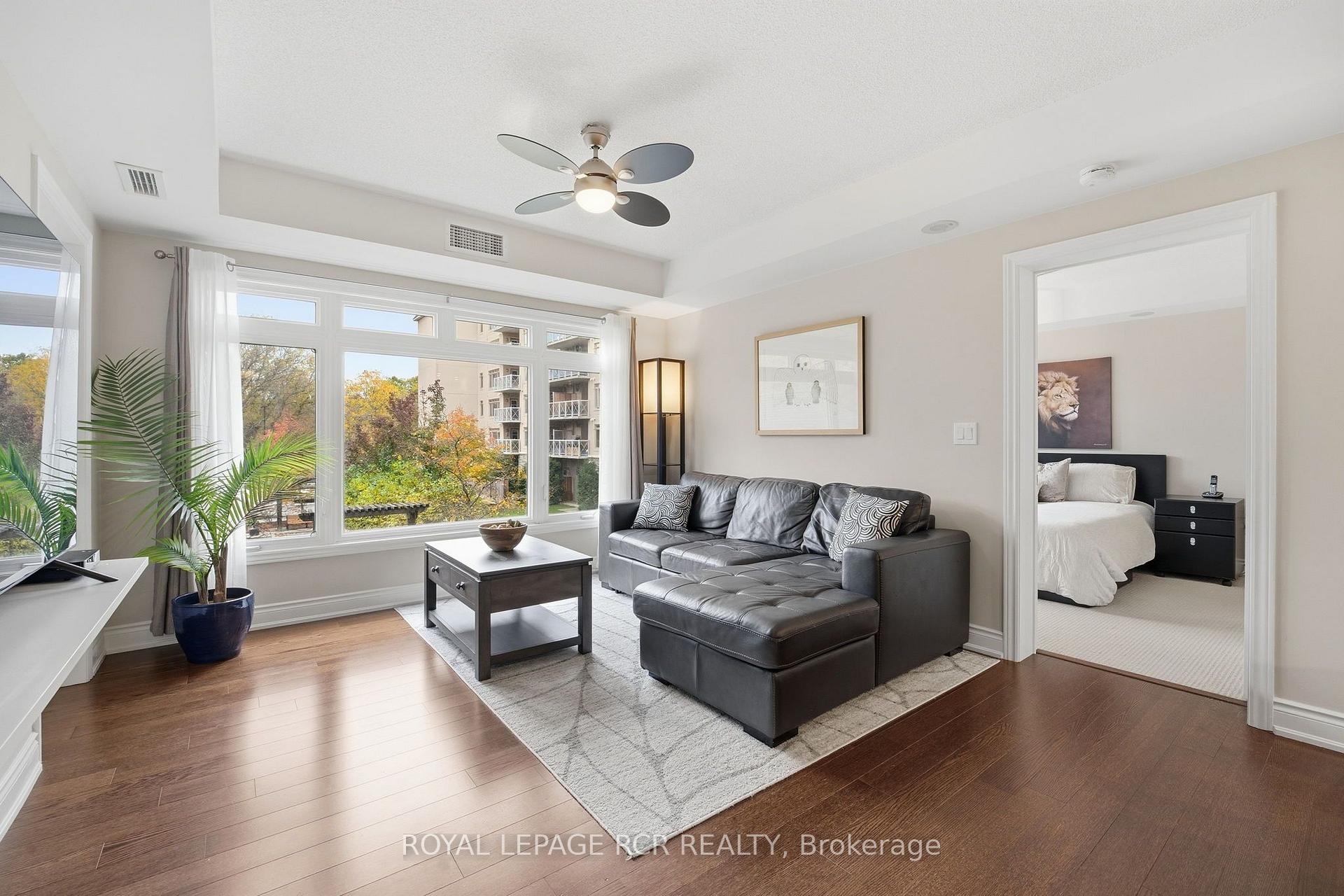 Photo 7 of Unit 214, 149 Church Street, King, Schomberg — HOMEH