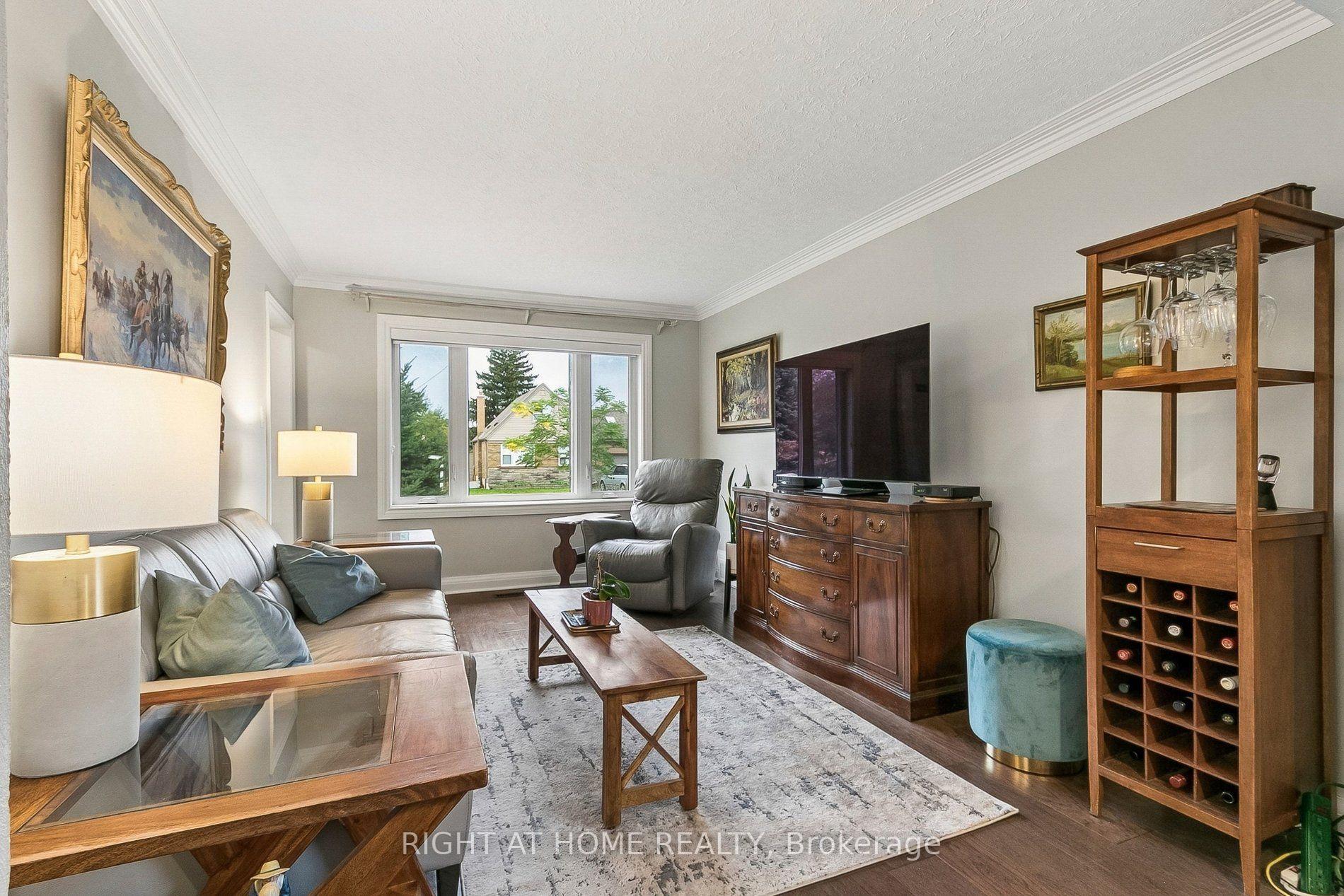Photo 5 of 19 Flempton Crescent, Scarborough, Ionview — HOMEH