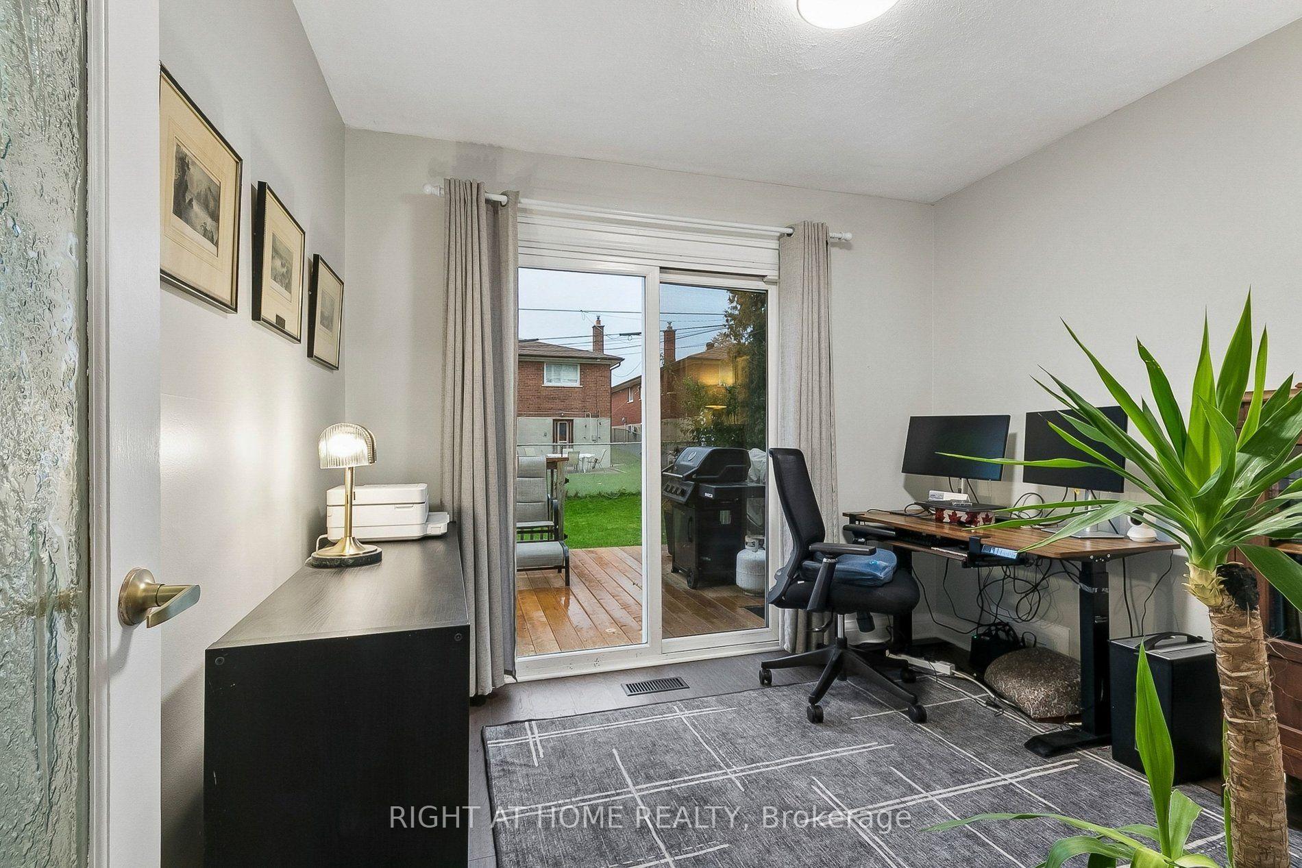 Photo 17 of 19 Flempton Crescent, Scarborough, Ionview — HOMEH