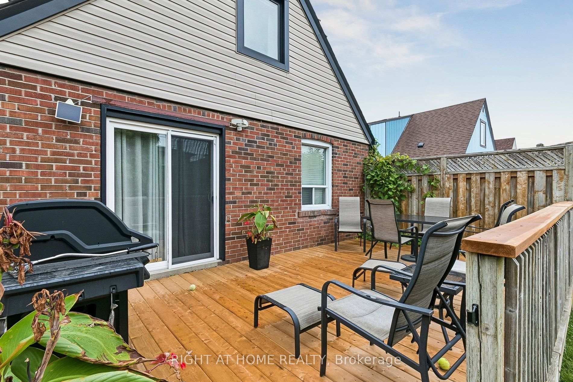 Photo 31 of 19 Flempton Crescent, Scarborough, Ionview — HOMEH