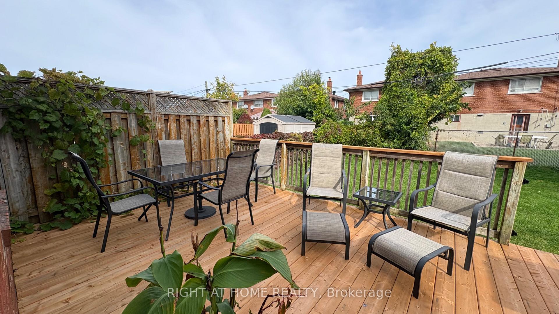 Photo 32 of 19 Flempton Crescent, Scarborough, Ionview — HOMEH
