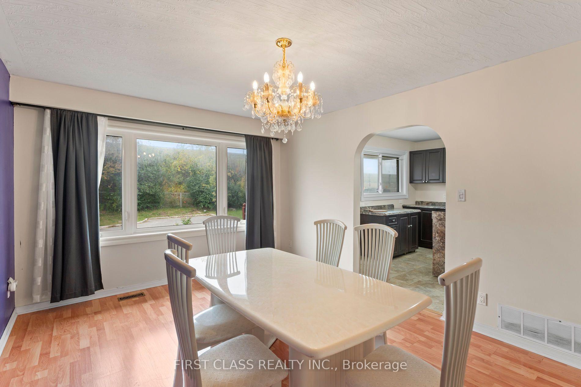 Photo 13 of 284 Jackson Avenue, Oshawa, Central — HOMEH