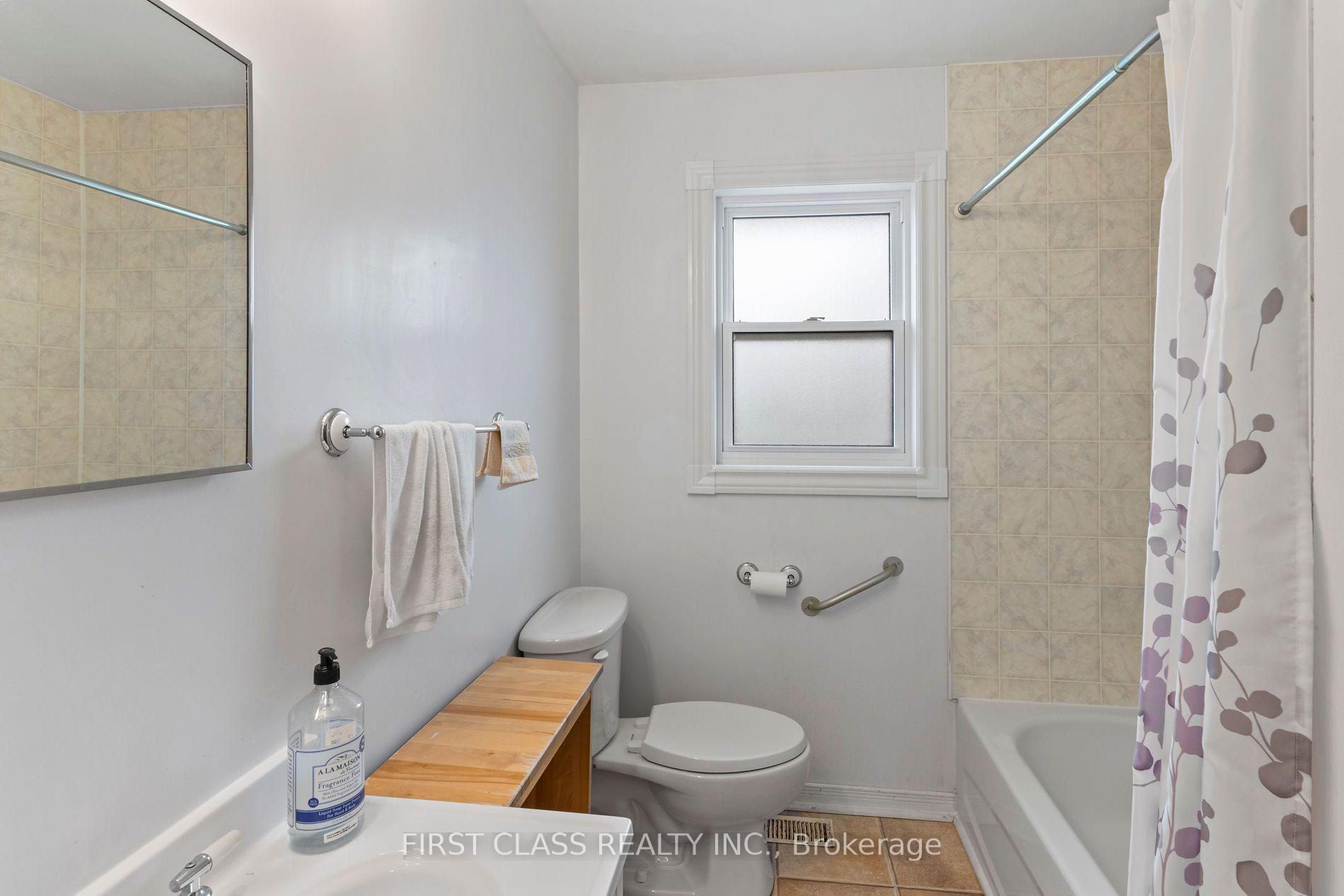 Photo 21 of 284 Jackson Avenue, Oshawa, Central — HOMEH