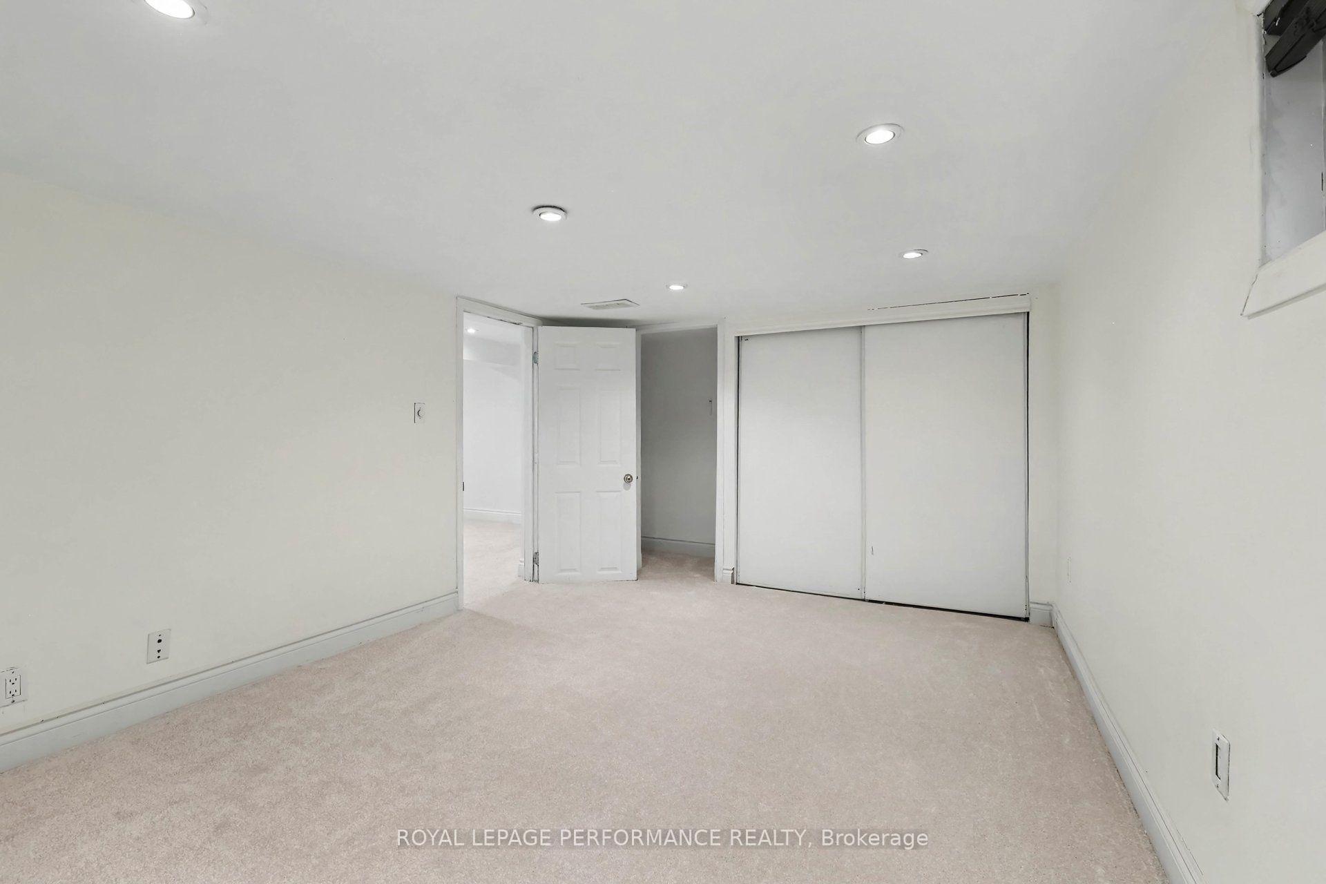 Photo 21 of 856 Iroquois Road, Ottawa, McKellar Heights/Glabar Park — HOMEH