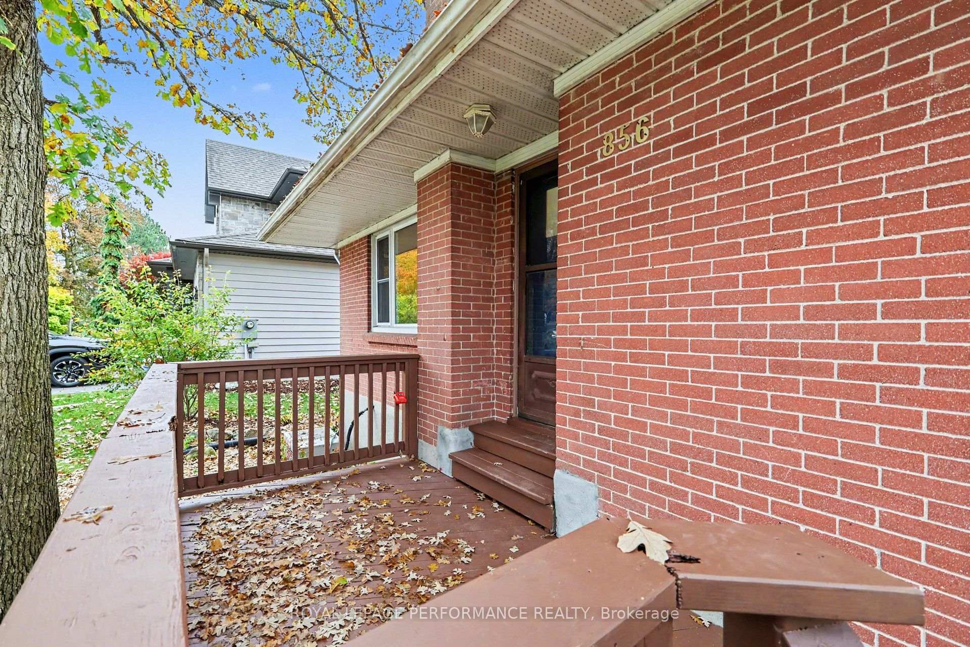 Photo 30 of 856 Iroquois Road, Ottawa, McKellar Heights/Glabar Park — HOMEH