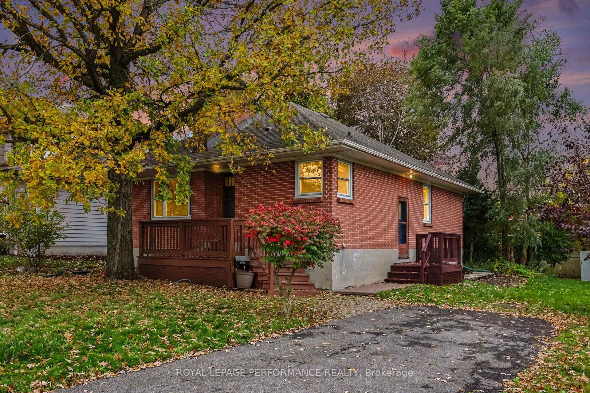 Photo 31 of 856 Iroquois Road, Ottawa, McKellar Heights/Glabar Park — HOMEH