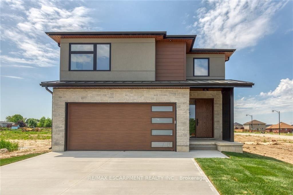 Photo 1 of 92 Craddock Boulevard, Haldimand — HOMEH
