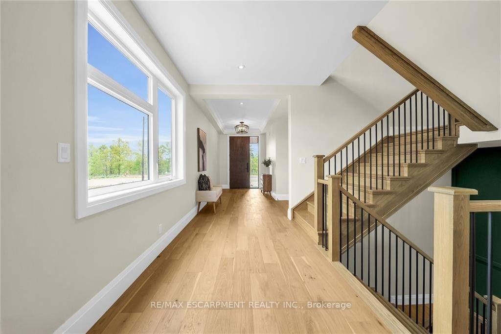 Photo 6 of 92 Craddock Boulevard, Haldimand — HOMEH