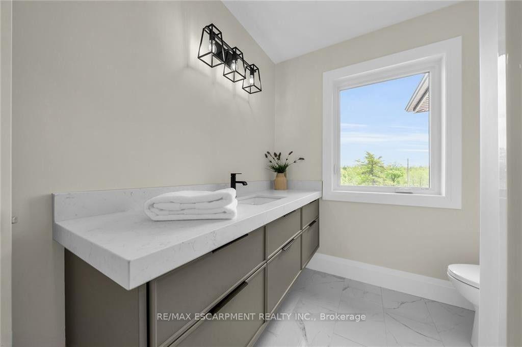 Photo 41 of 92 Craddock Boulevard, Haldimand — HOMEH