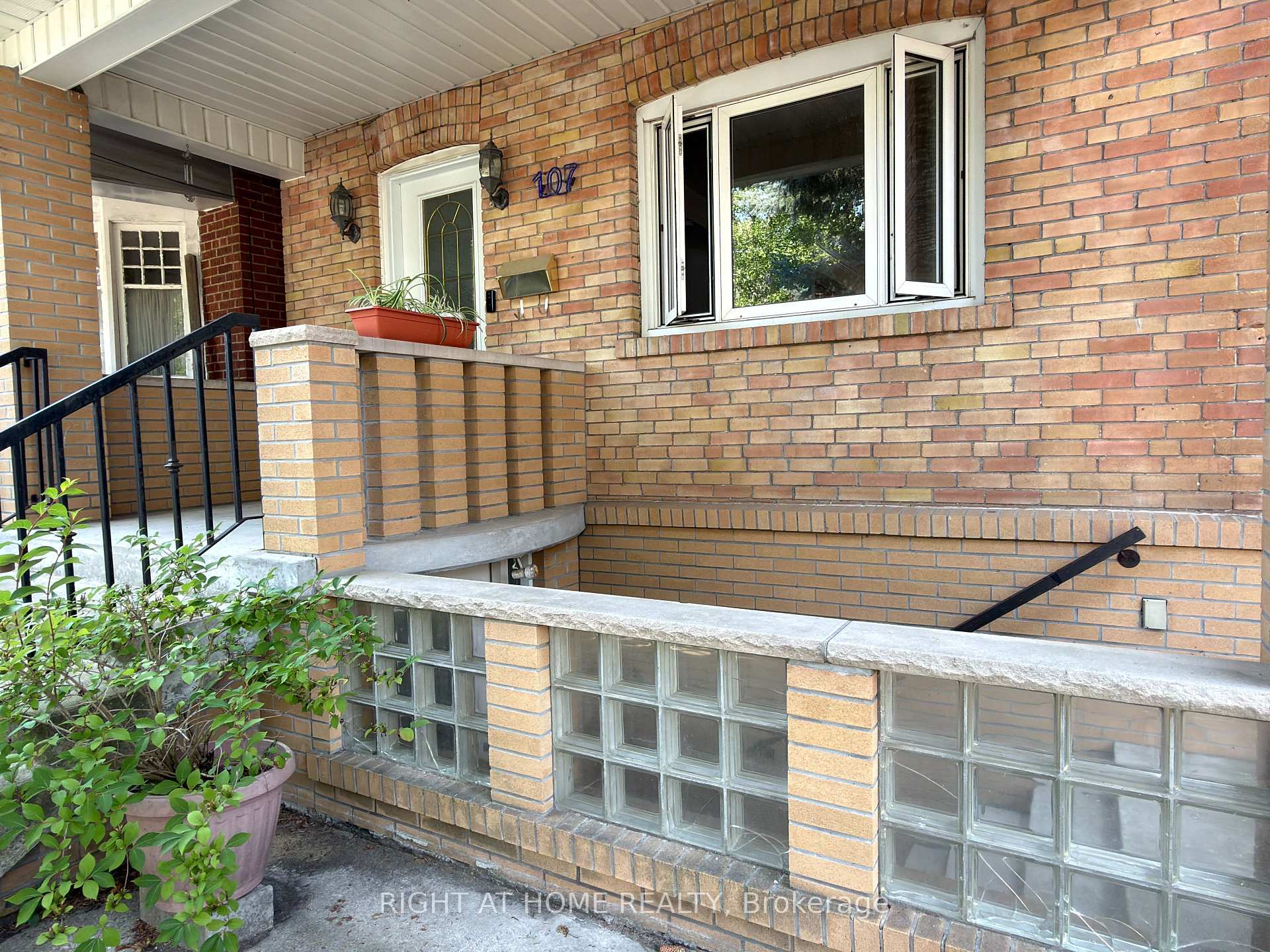 Photo 19 of 107 Melrose Avenue, Toronto, Lawrence Park North — HOMEH