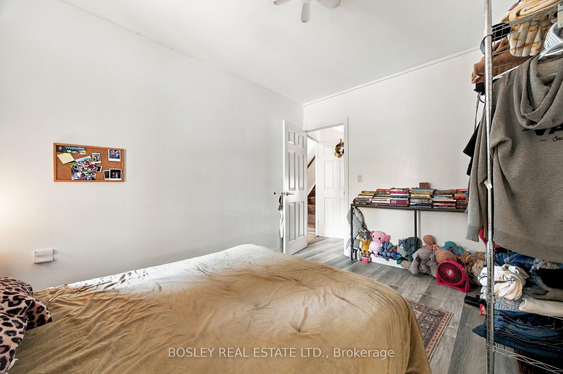 Photo 10 of 15 Lumbervale Avenue, Toronto, Dufferin Grove — HOMEH
