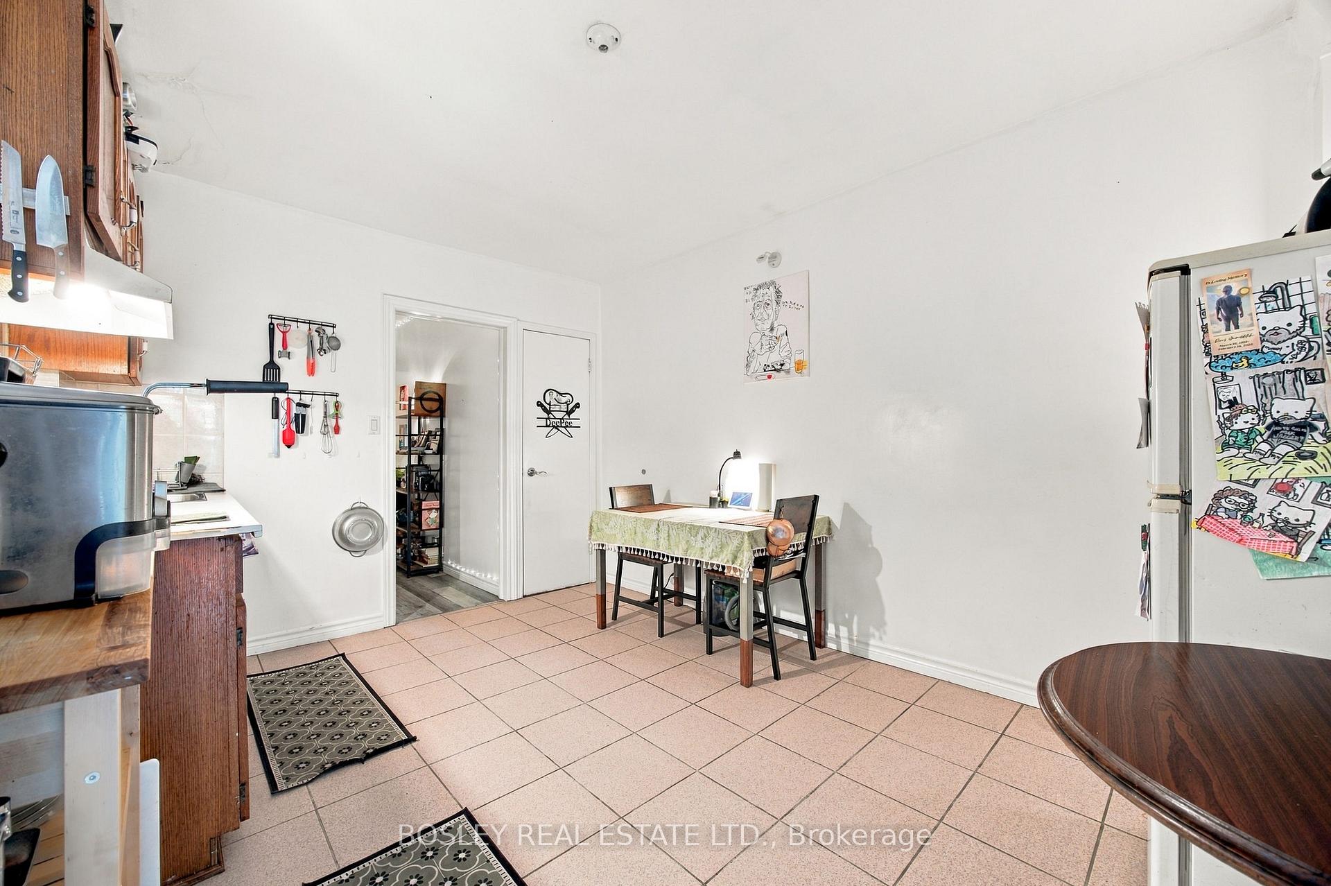 Photo 14 of 15 Lumbervale Avenue, Toronto, Dufferin Grove — HOMEH
