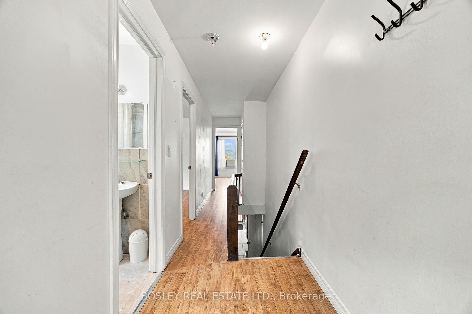Photo 22 of 15 Lumbervale Avenue, Toronto, Dufferin Grove — HOMEH