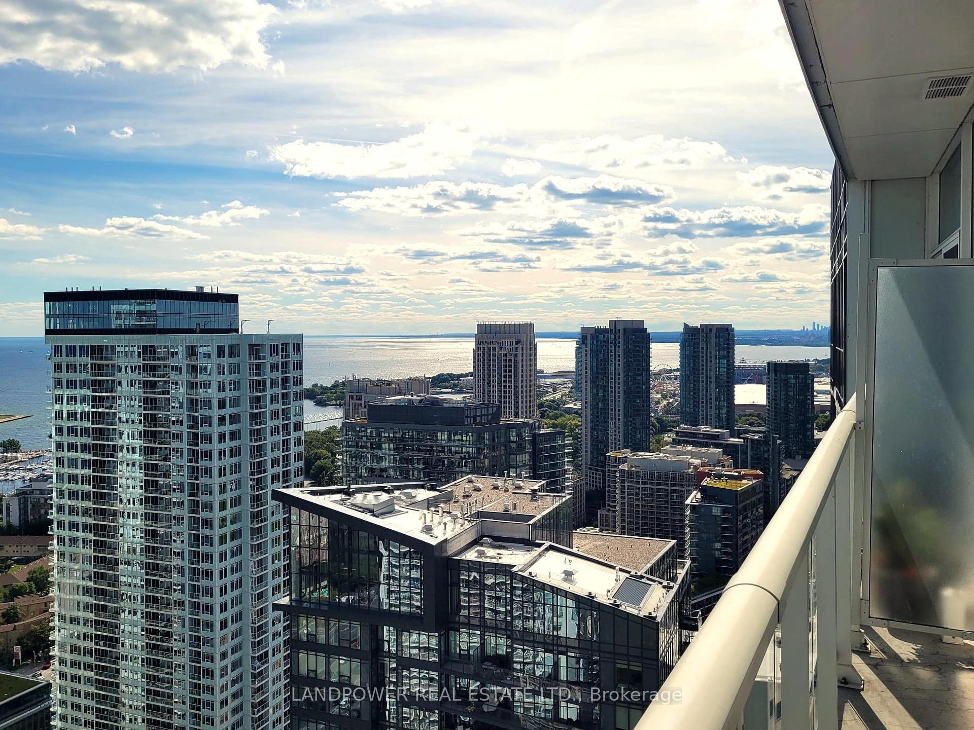 Photo 6 of Unit 4502, 85 Queens Wharf Road, Toronto, Waterfront Communities — HOMEH