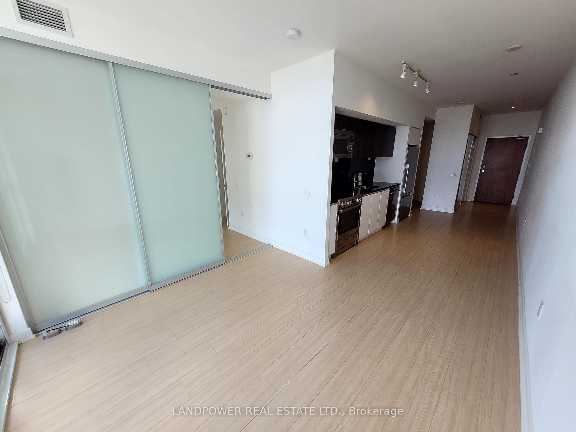 Photo 14 of Unit 4502, 85 Queens Wharf Road, Toronto, Waterfront Communities — HOMEH
