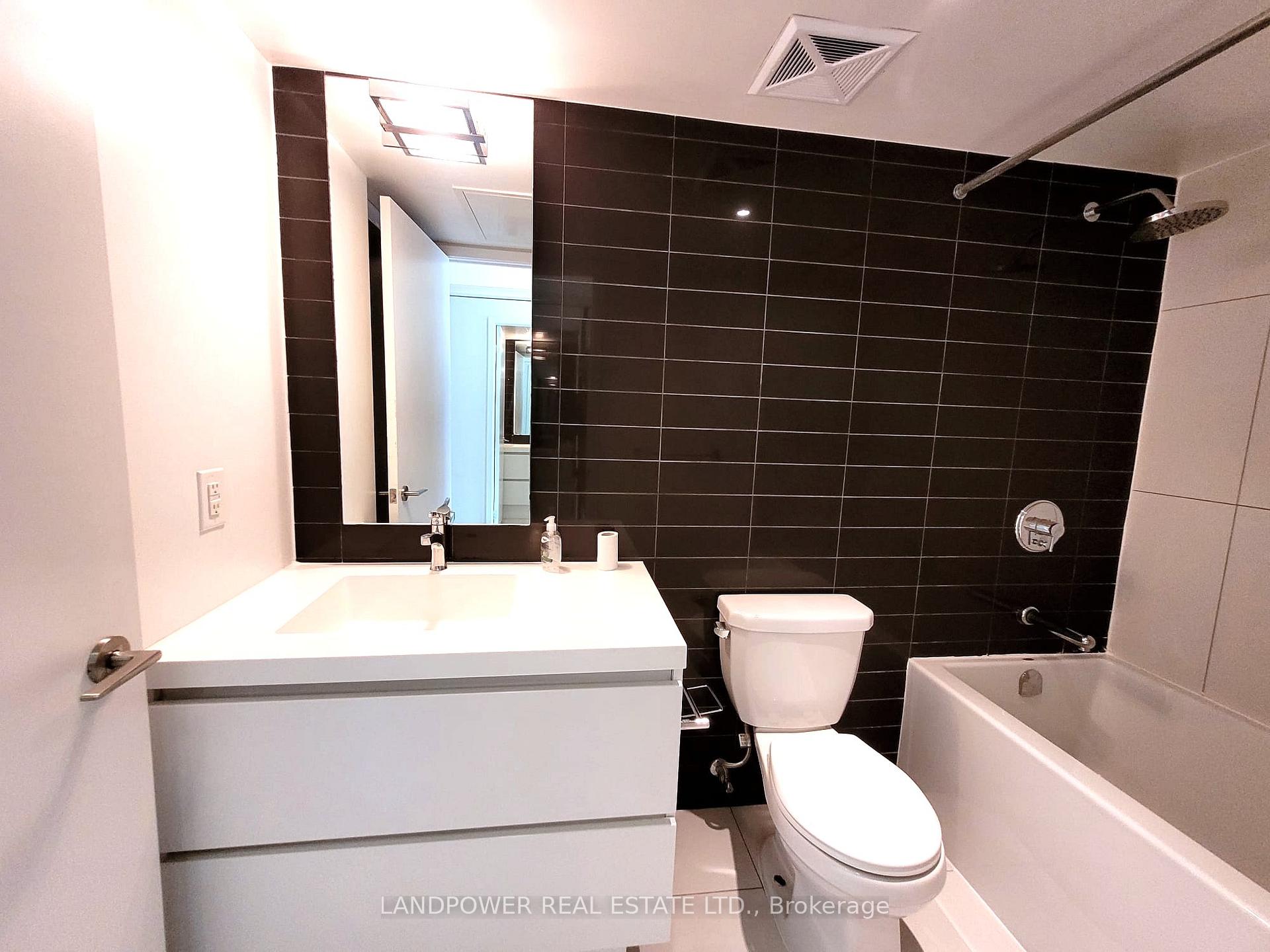 Photo 23 of Unit 4502, 85 Queens Wharf Road, Toronto, Waterfront Communities — HOMEH
